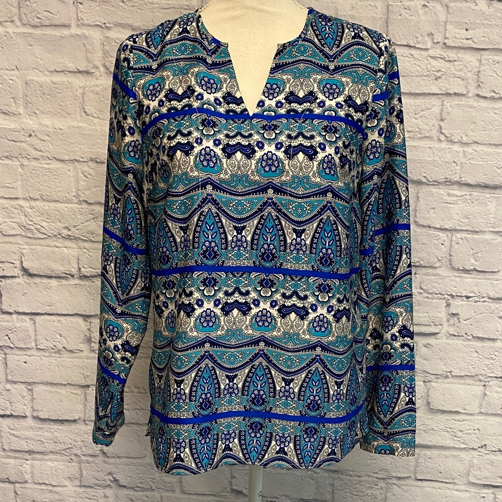 The Limited Blue and White Patterned Blouse Size Small